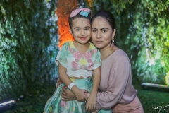 Larissa e Lara Amora