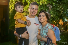 Téo, Erick e Érica Sales