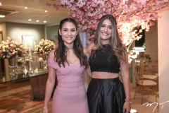 Luana e Amanda Melo