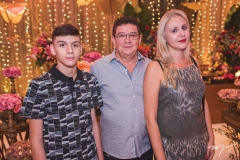 Caio, Márcio e Elisamara Oliveira