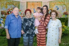 Deib e Eliane Otoch, Bianca e Vivian Barbosa e Eunice Cortez