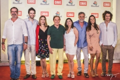 João Camargo, Luiz Fernando, Liège Monteiro, Lázaro Medeiros, Mayara Magri, Oscar Magrini, Mônica Carvalho e Jaffar Bambirra