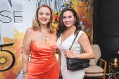 Helena Demis e Mônica Kahla