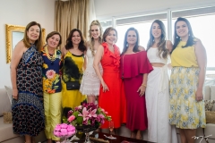 Cássia Arruda, Teresa Arruda, Janice Bezerra, Sarah Castro, Yeda Bezerra, Maria Luiza Bezerra, Lara Brasil e Cecília Arruda