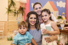 Davi, Aline e Maria Aguiar e Rebeca Leal