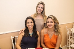 Renata Camara, Aline Ferreira Gomes e Carol Gurgel
