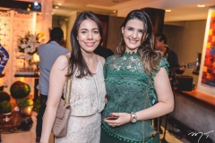 Miria Kazali e Cíntia Ary