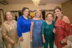 Célia Levi, Enoy Carneiro, Beth Sampaio, Neuzita e Silvinha Carneiro