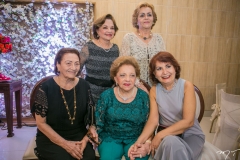 Omelita França, Neuzita Carneiro, Tânia Holanda, Marli Miranda e Terezinha Rolim