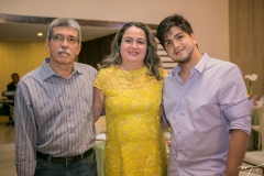 Ricardo, Sílvia e Ricardinho Carneiro