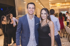 Felipe Costa e Scarlet Soares