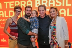 Paulinha, Felipe, Bento, Cláudio e Lenise Rocha