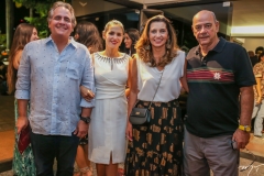 Ricardo e Manoela Barcelar, Márcia e Fernando Travessoni