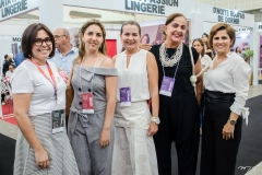 Roberta Cavalcante, Manuela Freitas, Camila Freitas, Elizabeth Freitas e Micheline Albuquerque