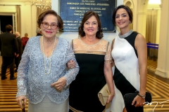 Elena Nogueira, Ana e Karine Studart