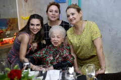 Adriana Queiroz, Paula Frota, Yolanda Queiroz e Lenise Rocha
