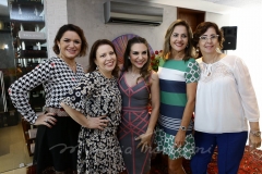Meire Garcia, Ana Zélia Gadelha, Adriana Queiroz, Polyana Ximenes e Eugenia Amaral