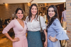 Ana Carolina Fontenele, Elisa Oliveira e Priscila Fontenele