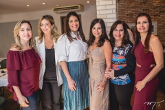 Suyane Dias Branco, Tais Pinto, Elisa Oliveira, Maria Lucia Negrão, Martinha Assunção e Lorena Pouchain