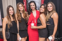 Lara Linhares, Ana Beatriz Rolim, Talita Bezerra, Marcela Adjafre e Nicole Vichnevski