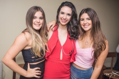 Nicole Vichnevski, Talita Bezerra e Amanda Lopes