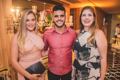 Nicolle Vichnevski, Fernando Costa e Lais Costa