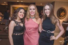 Julia, Luciana e Barbara Pearce