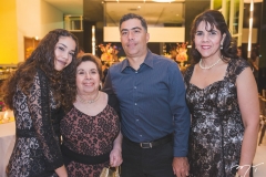 Marcela, Vilalta, Marcelo e Adriana Holanda