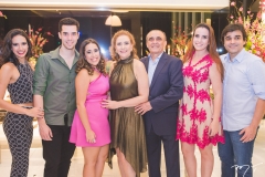 Talita Ximenes, Fernando Ximenes, Larissa Delfino, Andréa Delfino, Raimundo Delfino, Bruna Delfino e Beto Delfino