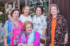 Júlia Philomeno, Tida Leal, Beatriz Philomeno, Bárbara Freire e Tereza Bezerra