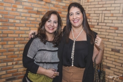 Martinha Assunção e Elisa Oliveira