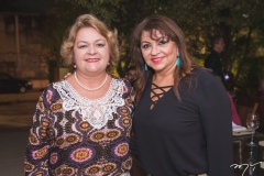 Márcia Oliveira e Carmen Cinira