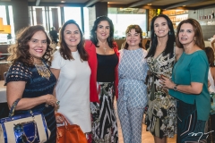 Claudia Alexandre, Denise Cavalcante, Izabeli Leitão, Chris Leite e Carla Melo