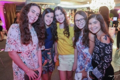 Raissa Santana, Julia Fontenele, Melissa Santana, Sofia Pinho e Luana Linhares