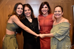 Bia e Cláudia Gradvohl, Cristiane Faria e Amélia Brandão