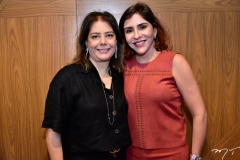 Cláudia Gradvohl E Cristiane Faria