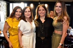 Cristiane Figueiredo, Adriana Teixeira, Cláudia E Bia Gradvohl