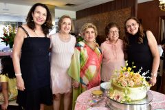 Fernanda e Veleta Camara, Consuelo Dias Branco, Tereza Cristina e Cristina Câmara