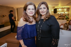 Márcia Oliveira e Simone Jereissati