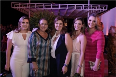 Fernanda Pontes, Claudia Filomeno, Adriana Aldiguerre, Vanessa Aldiguerre e Alexia Fontes