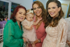 Itala Ventura, Olivia Pontes, Ailza Ventura e Natália Pontes