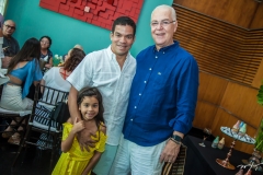 Letícia e Caca Queiros e Humberto Lima