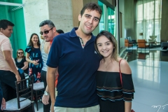 Marcelo Rodrigues e Lara Holanda