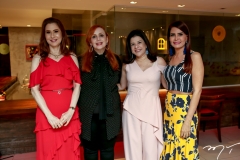 Paula Barreira, Jacqueline Philomeno, Luciana Lobo e Lorena Pouchain