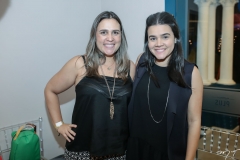 Ana e Priscila Leal