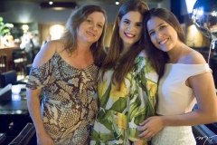 Carina Medeiros, Mariana Ciasca e Beatriz Medeiros
