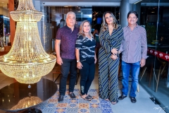 Antônio Pereira, Ana Lúcia Vieira, Danyele e Cicero Morais (2)
