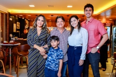 Danyele Morais, Gabriel Morais, Cicero Morais e Francisco Moura