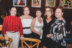 Elusa Laprovitera, Cristina Aragão, Lilian Quinderé, Lucia Wolff e Paula Frota