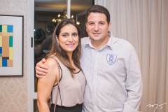 Camila e Victor Praça